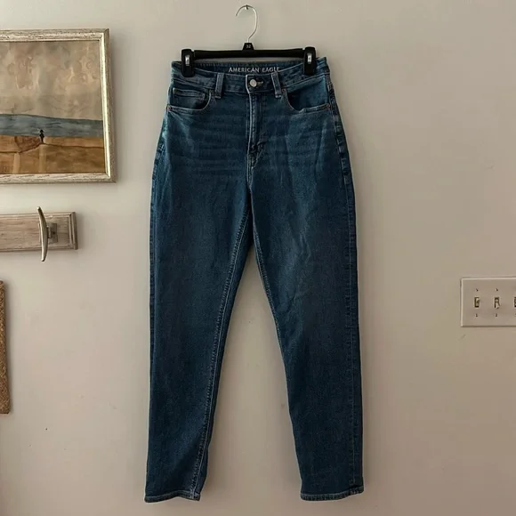 American Eagle MOM Jeans - Picture 1 of 7